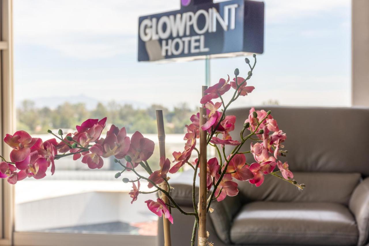 Hotel Glow Point - Mulza Леон Екстер'єр фото